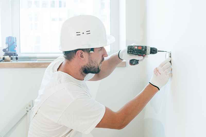 Pourquoi la transition énergétique a tant besoin d’électriciens ? Hydrogaia Home
